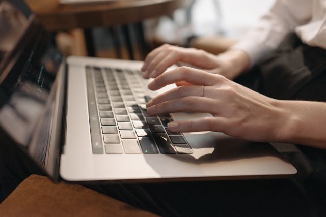 How Tech Device Repair Companies Can Win More Local Customers With Home Services Marketing Tactics